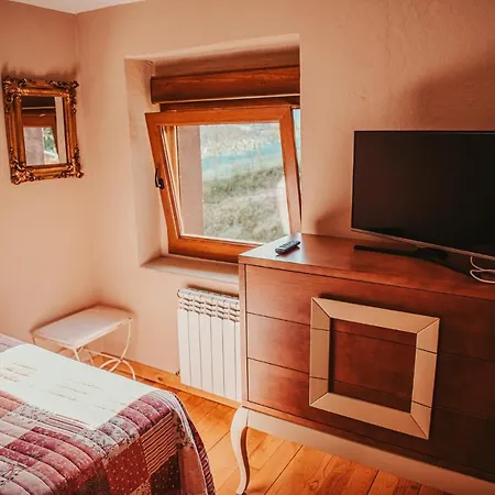 El Reguero De Villamarin * Villamarin (Asturias)